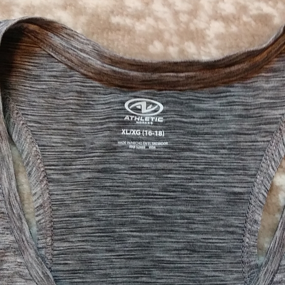 Athletic Work's Women's Tank Top, Grey, Size XL, NEW CONDITION! - Picture 2 of 2